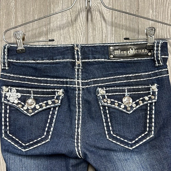 28” Waist Miss Chic USA Dark Wash Stretch Jean, Studs/Rhinestones Size 3 Juniors - Picture 4 of 7